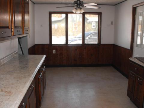 117 E Coshocton St, Johnstown, OH 43031 photo 12