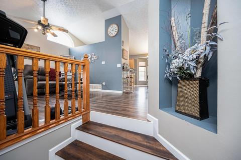 1369 Hackworth St, Columbus, OH 43207 photo 6