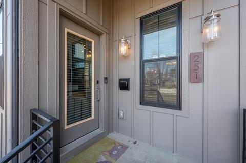 251 E 3rd Ave, Columbus, OH 43201 photo 5
