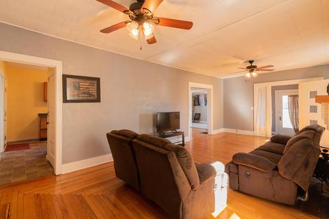 1631 N Limestone St, Springfield, OH 45503 photo 9