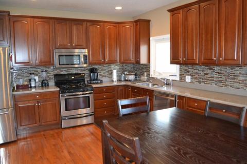 335 Lantern Ln, Plain City, OH 43064 photo 5