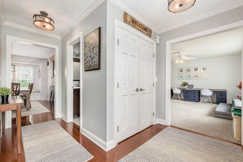 5374 Roscommon Rd, Dublin, OH 43017 photo 4