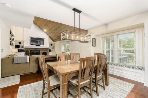 5374 Roscommon Rd, Dublin, OH 43017 photo 9