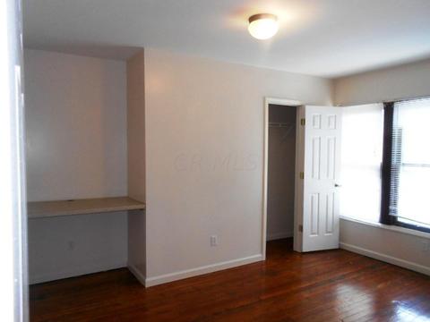 98 E Blake Ave, Columbus, OH 43202 photo 6