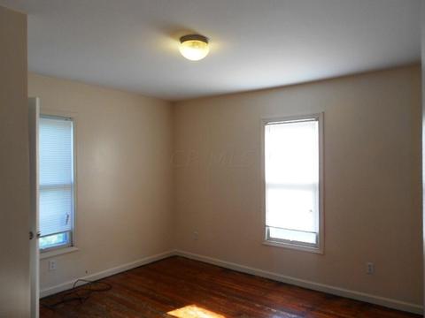 98 E Blake Ave, Columbus, OH 43202 photo 7