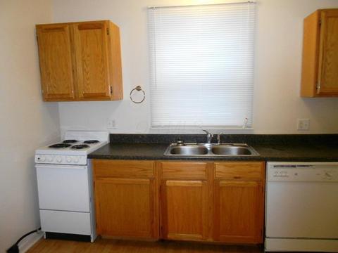 98 E Blake Ave, Columbus, OH 43202 photo 4