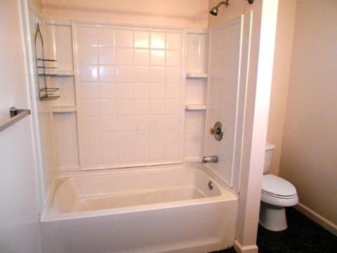 98 E Blake Ave, Columbus, OH 43202 photo 9