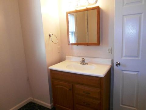 98 E Blake Ave, Columbus, OH 43202 photo 8