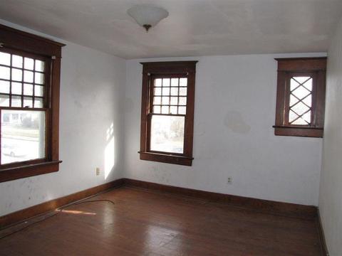 566 E Cassilly St, Springfield, OH 45503 photo 14