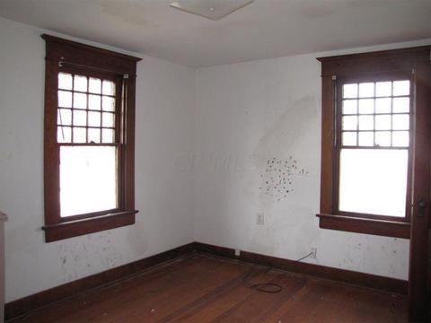 566 E Cassilly St, Springfield, OH 45503 photo 16