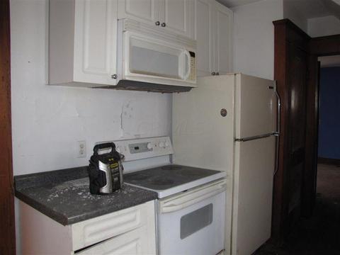 566 E Cassilly St, Springfield, OH 45503 photo 9
