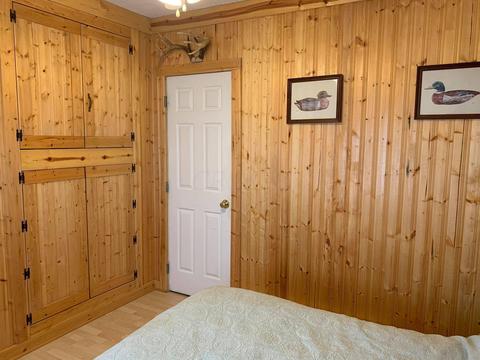 10461 Center Rd, Blue Rock, OH 43720 photo 3
