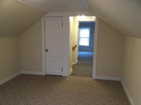 203 Cedar Hts, Circleville, OH 43113 photo 12