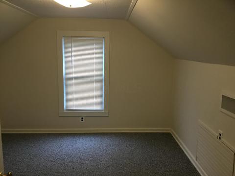 203 Cedar Hts, Circleville, OH 43113 photo 10