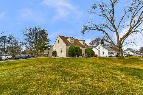2613 Eakin Rd, Columbus, OH 43204 photo 4
