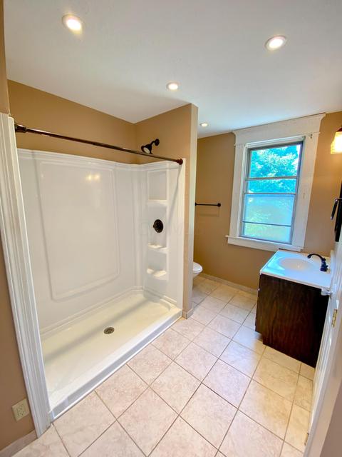 327 E Maynard Ave, Columbus, OH 43202 photo 34
