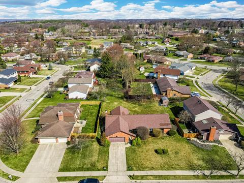 804 Linmuth Ct S, Springfield, OH 45503 photo 2