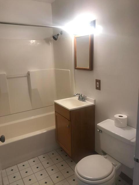 608 Clinton St, Circleville, OH 43113 photo 9