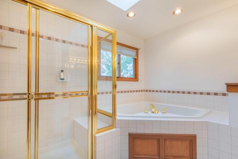 7137 Forest Run Ct, Dublin, OH 43017 photo 24