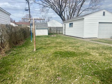 2672 Allen Dr, Springfield, OH 45505 photo 2