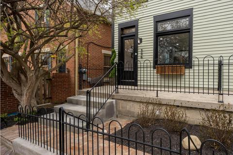 356 E Beck St, Columbus, OH 43206 photo 2