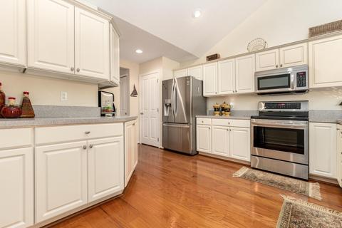 225 Stonegate Loop, Pataskala, OH 43062 photo 14