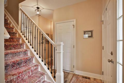 95 E Pawnee Dr, Powell, OH 43065 photo 24