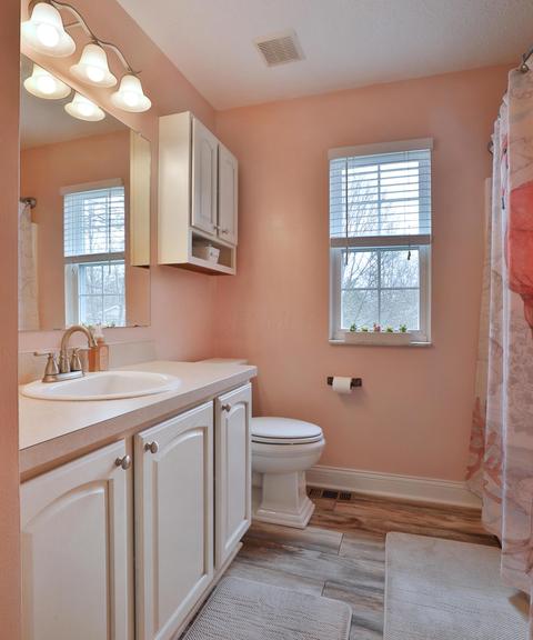 95 E Pawnee Dr, Powell, OH 43065 photo 35
