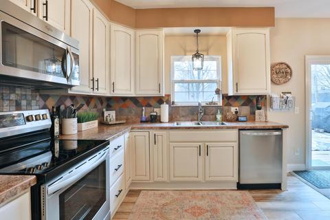 95 E Pawnee Dr, Powell, OH 43065 photo 17