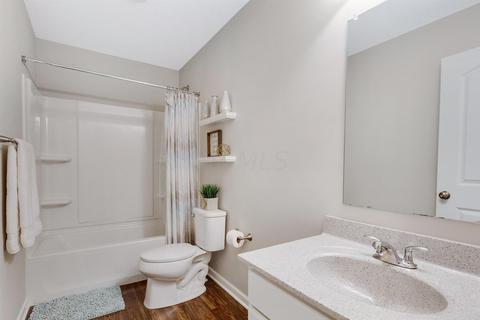 664 Crestview Dr, Lithopolis, OH 43136 photo 32