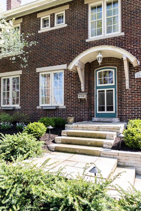 2561 E Broad St, Bexley, OH 43209 photo 2