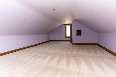 2561 E Broad St, Bexley, OH 43209 photo 40