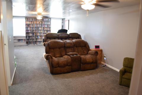 404 Main St, Gratiot, OH 43740 photo 4