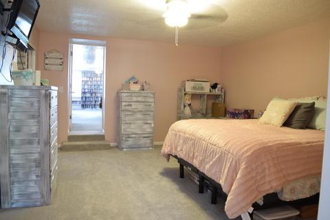 404 Main St, Gratiot, OH 43740 photo 15