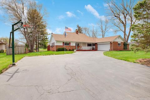 12271 Center Dr, Orient, OH 43146 photo 2