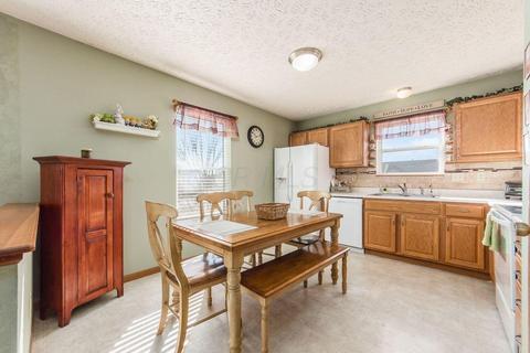 155 Harvard Loop, Delaware, OH 43015 photo 9