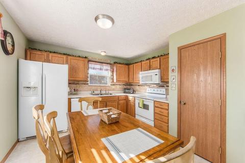 155 Harvard Loop, Delaware, OH 43015 photo 10