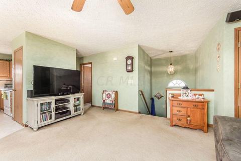 155 Harvard Loop, Delaware, OH 43015 photo 6