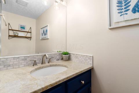 6402 Wynwright Dr, Dublin, OH 43016 photo 11
