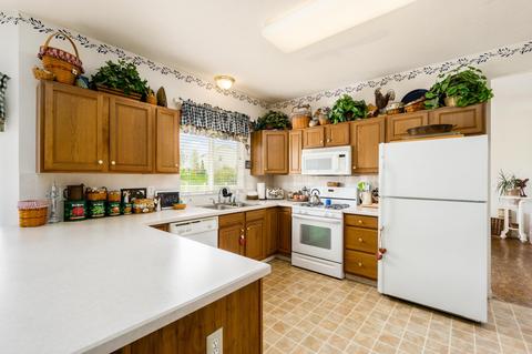 75 Trail E, Pataskala, OH 43062 photo 17