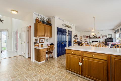75 Trail E, Pataskala, OH 43062 photo 21