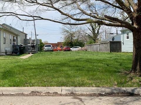 585 Dexter Ave, Columbus, OH 43204 photo 4