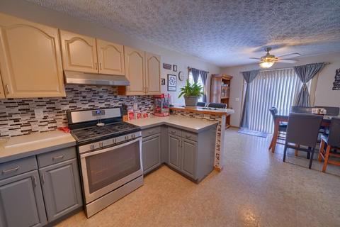204 Haystack Ave, Pataskala, OH 43062 photo 9
