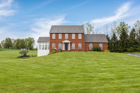 140 Waters Edge Dr, Hebron, OH 43025 photo 2