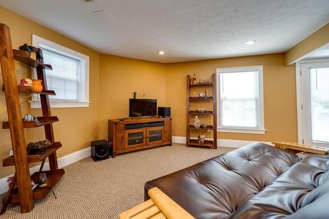 1391 Kingsgate Rd, Springfield, OH 45503 photo 38