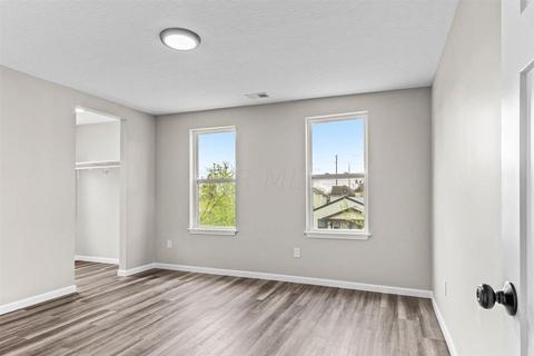 640 E Starr Ave, Columbus, OH 43201 photo 27