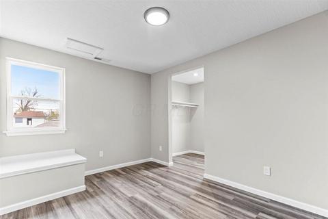 640 E Starr Ave, Columbus, OH 43201 photo 32