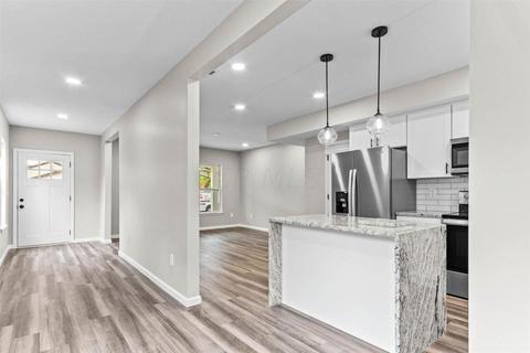 640 E Starr Ave, Columbus, OH 43201 photo 4