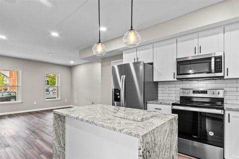 640 E Starr Ave, Columbus, OH 43201 photo 12
