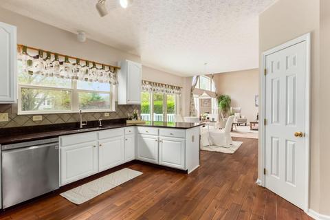 10419 Torrington Dr, Powell, OH 43065 photo 19